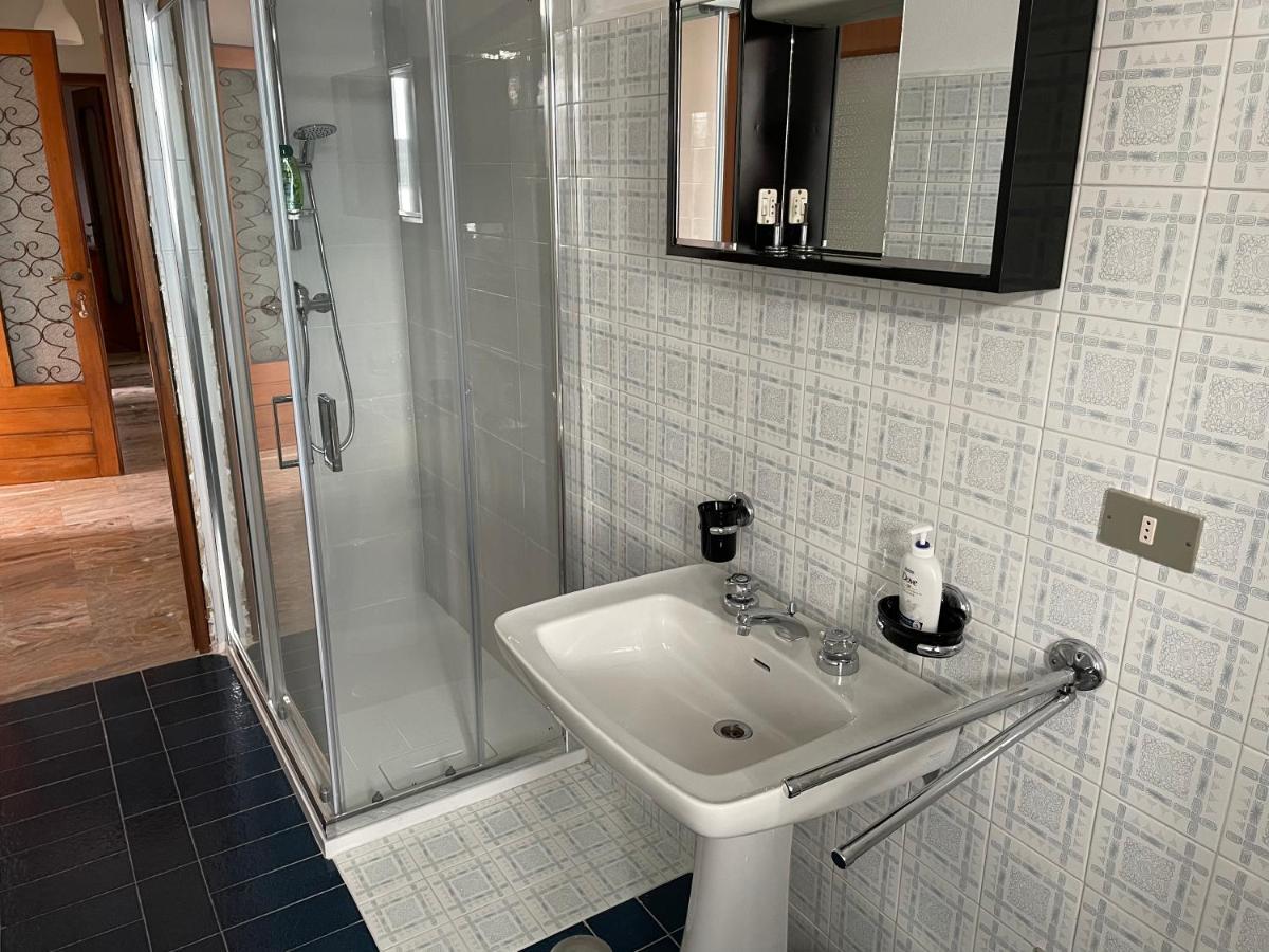 Casa Margherita Pella Eksteriør billede